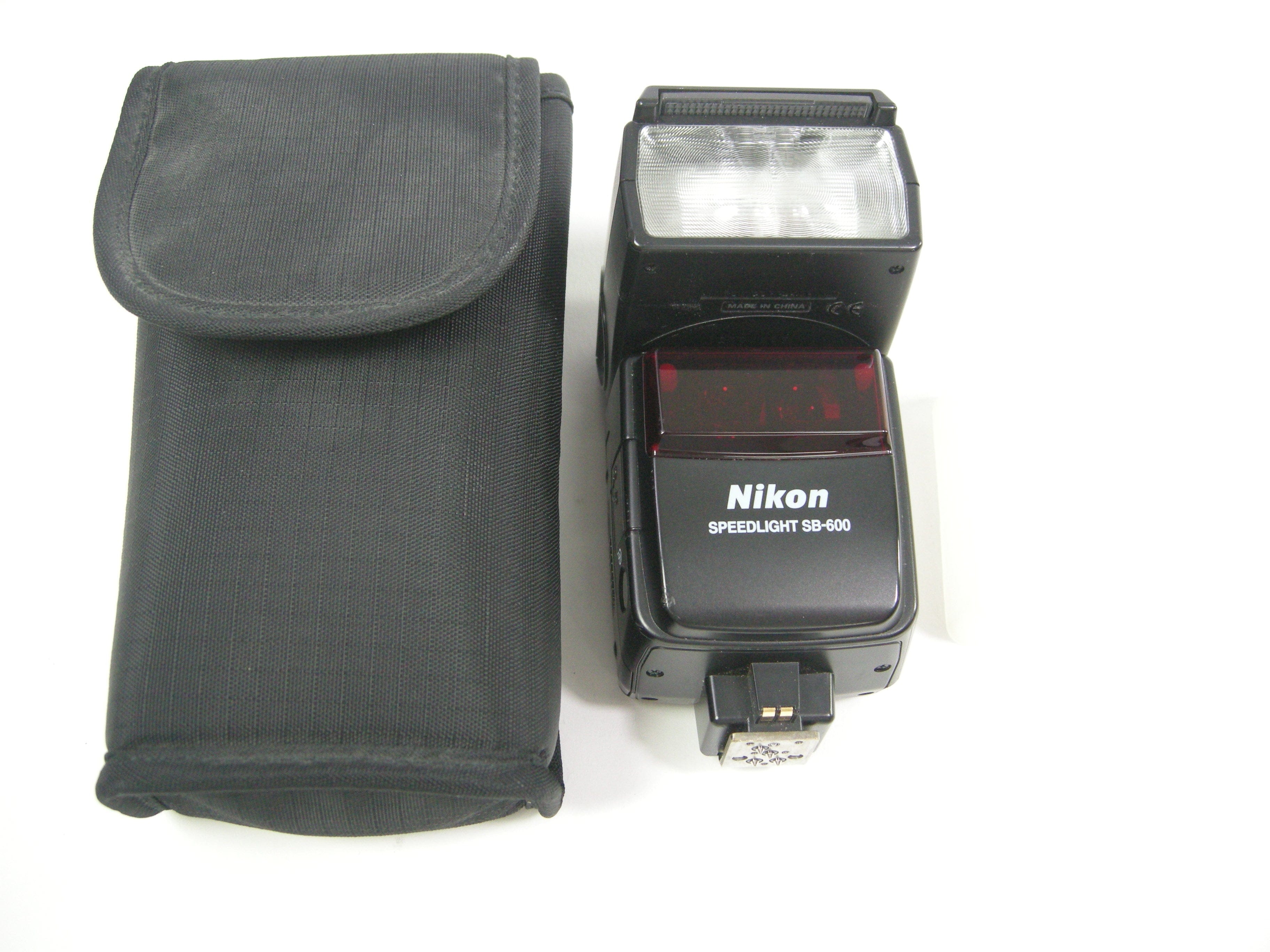 Flash Bounce 9002N pour Nikon SB600 Flash Bounce 9002N pour Nikon SB600