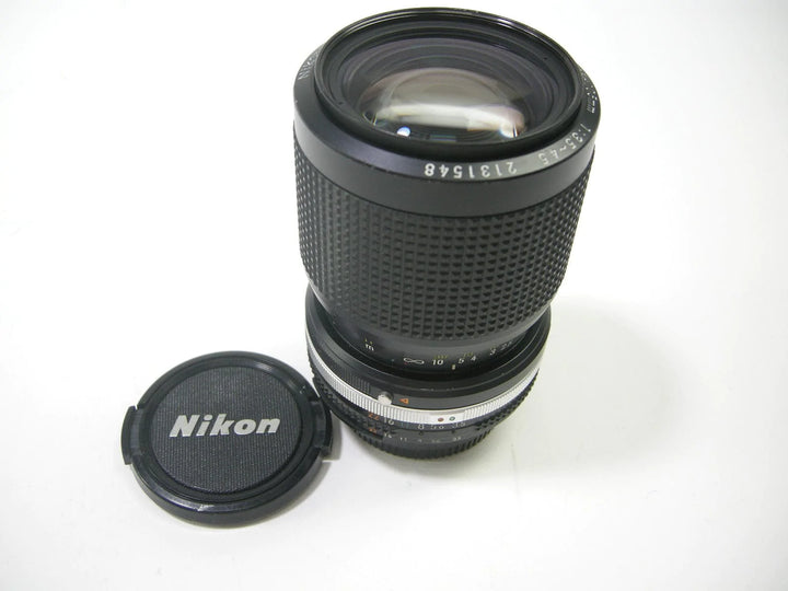 Nikon Zoom Nikkor 35-105mm f3.5-4.5 Ai-s Lenses - Small Format - Nikon F Mount Lenses Manual Focus Nikon 2131548