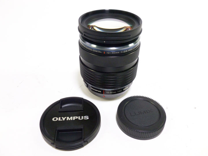 Olympus 12-40mm f/2.8 Pro M.Zuiko Lens Lenses - Small Format - Olympus OM AF Mount Lenses Olympus AC5B10481