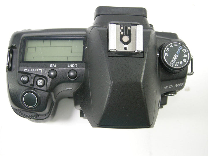 Olympus E-30 Digital Camera IS (Parts) Digital Cameras - Digital SLR Cameras Olympus G67502073