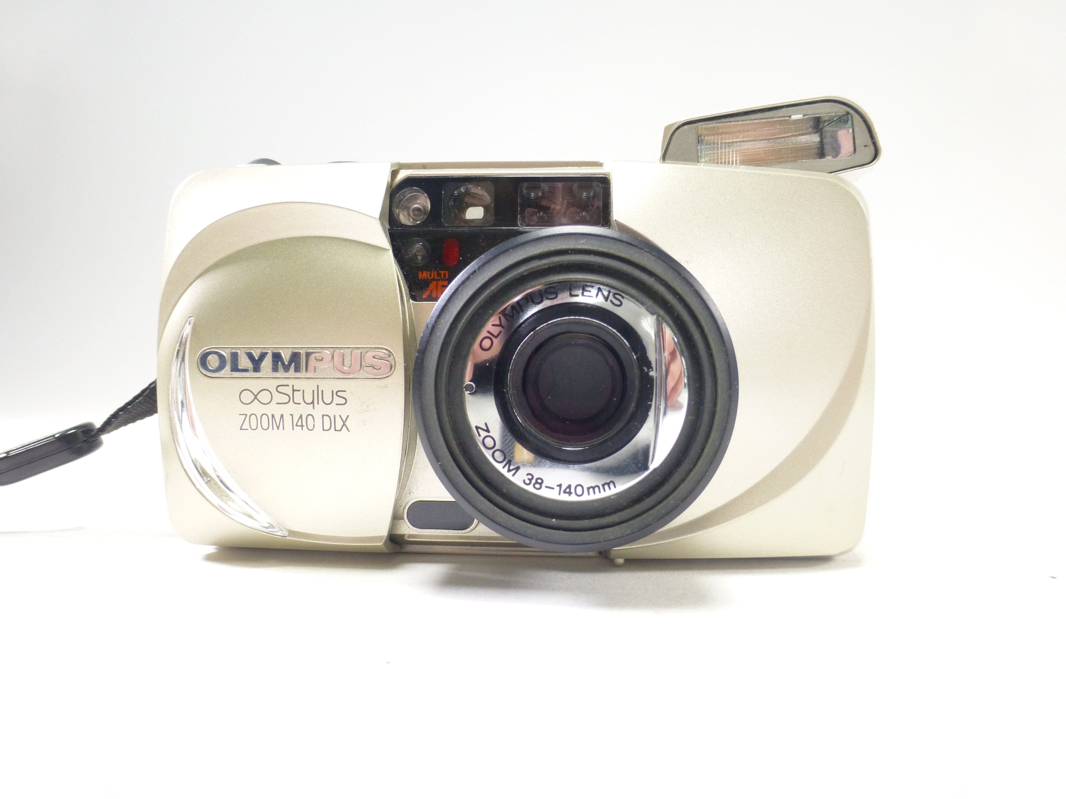 Olympus Infinity Stylus Zoom 140 DLX 35mm Film Point and Shoot