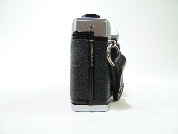 Olympus OM-10 SLR 35mm Film Camera - Body Only 35mm Film Cameras - 35mm SLR Cameras Olympus 1972447