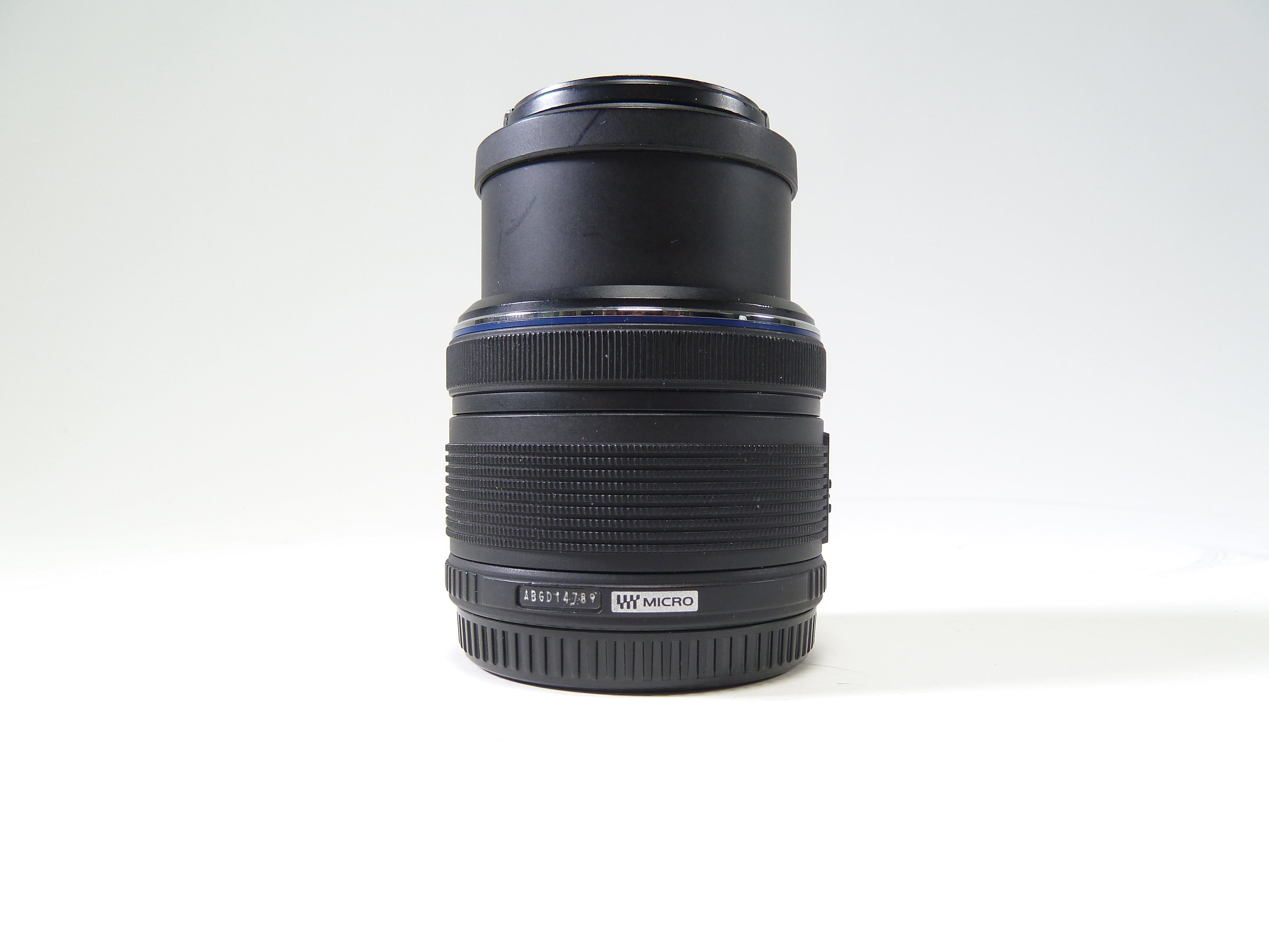 Olympus PEN Lite E-PL6 Shutter Count 8668 w/ 14-42mm f/3.5-5.6 II