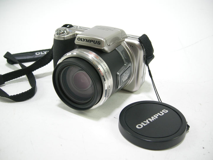 Olympus SP-800UZ 14mp digital camera Digital Cameras - Digital Point and Shoot Cameras Olympus JAH211322