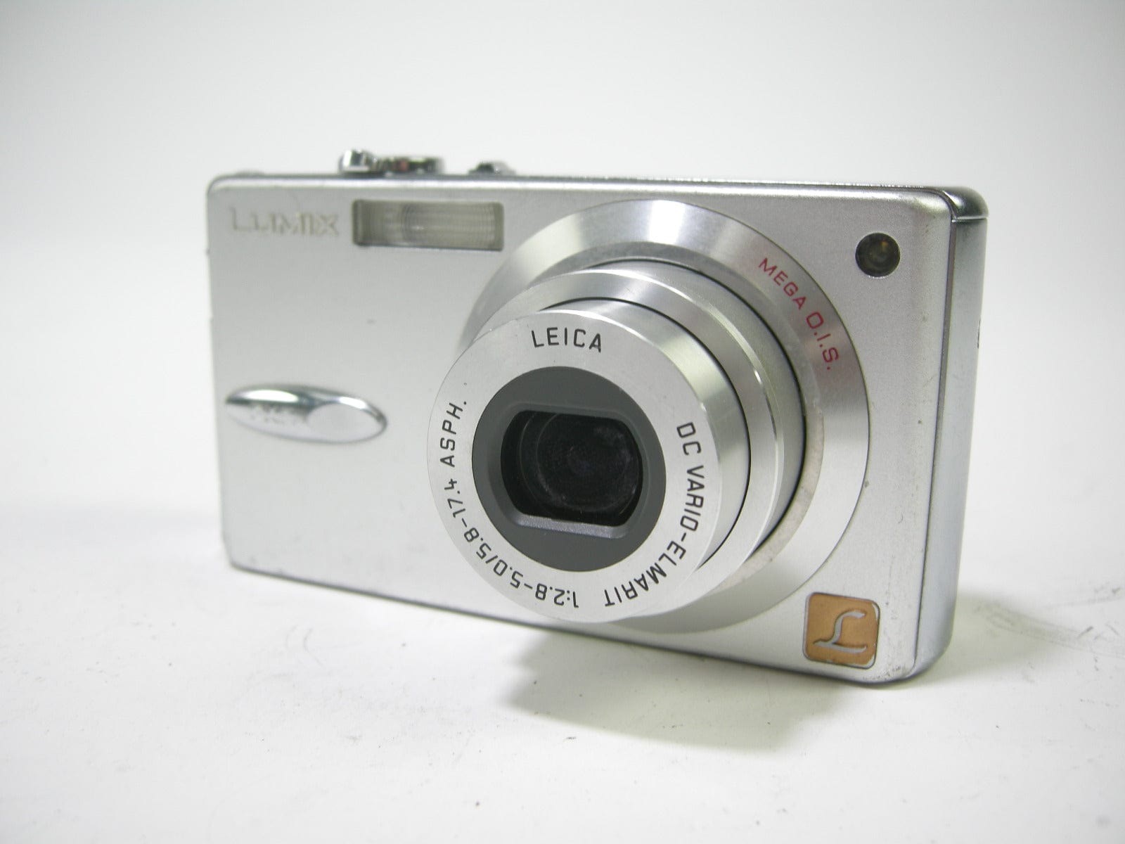 Panasonic DMC-FX2 Lumix 4.0mp Digital Camera