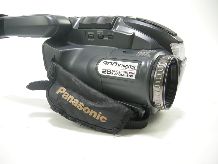 Panasonic PV-L6910 Palmcorder VHS-C Camcorder Video Equipment - Camcorders Panasonic C11A2513