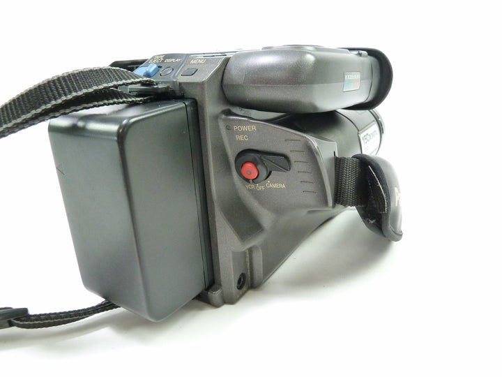 Panasonic VHSC Palmcorder PV-D209 Video Equipment - Camcorders Panasonic C9SA17582