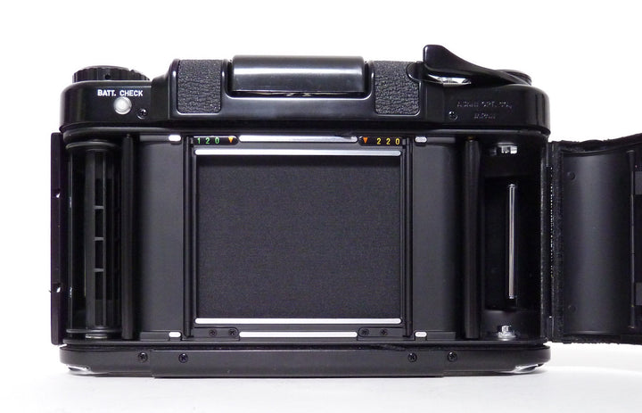 Pentax 6x7 Body with Mirror Lock-up in Mint Condition Medium Format Equipment - Medium Format Cameras - Medium Format 6x7 Cameras Pentax 4110488