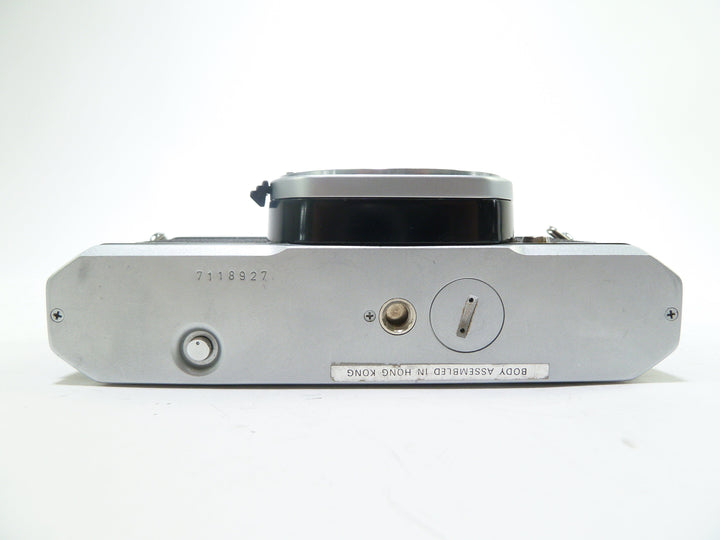 Pentax K1000 SLR 35mm Film Camera w a 50mm f/2 Lens 35mm Film Cameras - 35mm SLR Cameras Pentax 7118927