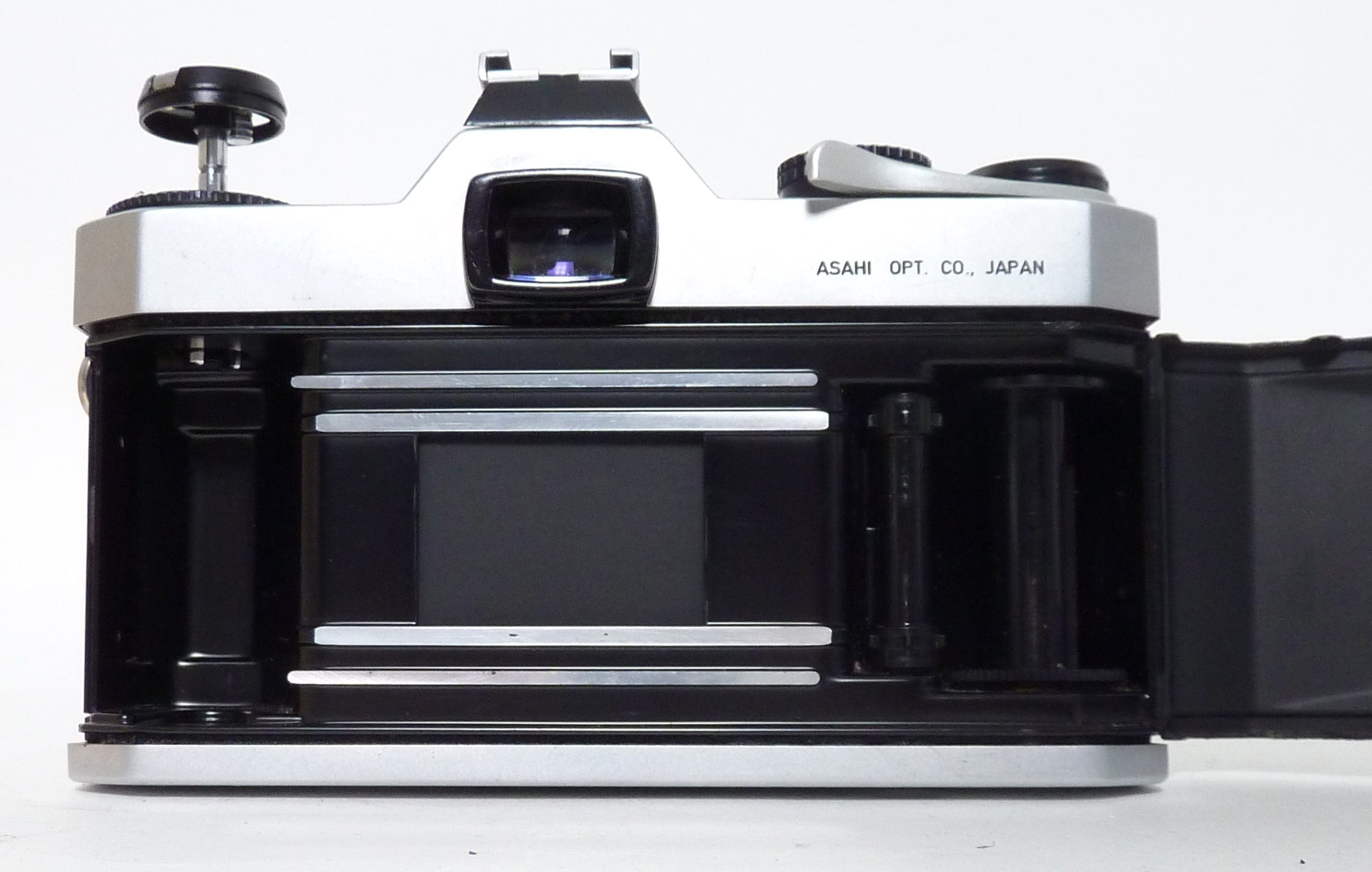 Pentax Spotmatic SP F with 55mm f1.8 Lens – Camera Exchange