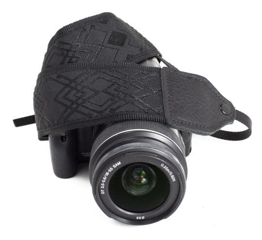 Perri's Leathers CSJ-19 Jacquard Camera Strap, Black Geometric Straps Perri's Leathers LTD. CSJ-19