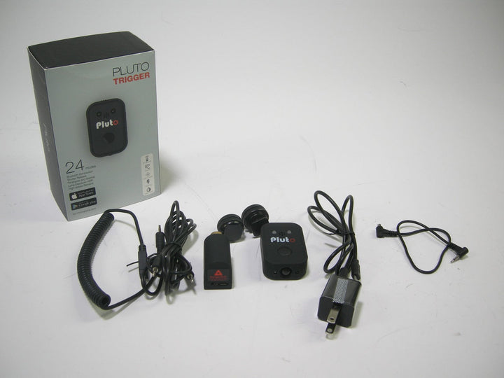 Pluto Trigger A Versatile Wireless Remote Remote Controls and Cables - Wireless Triggering Remotes for Flash and Camera Pluto 0102302310