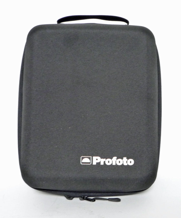 Profoto B10 in Case with Battery and Charger Studio Lighting and Equipment - Battery Powered Strobes Profoto PFB10