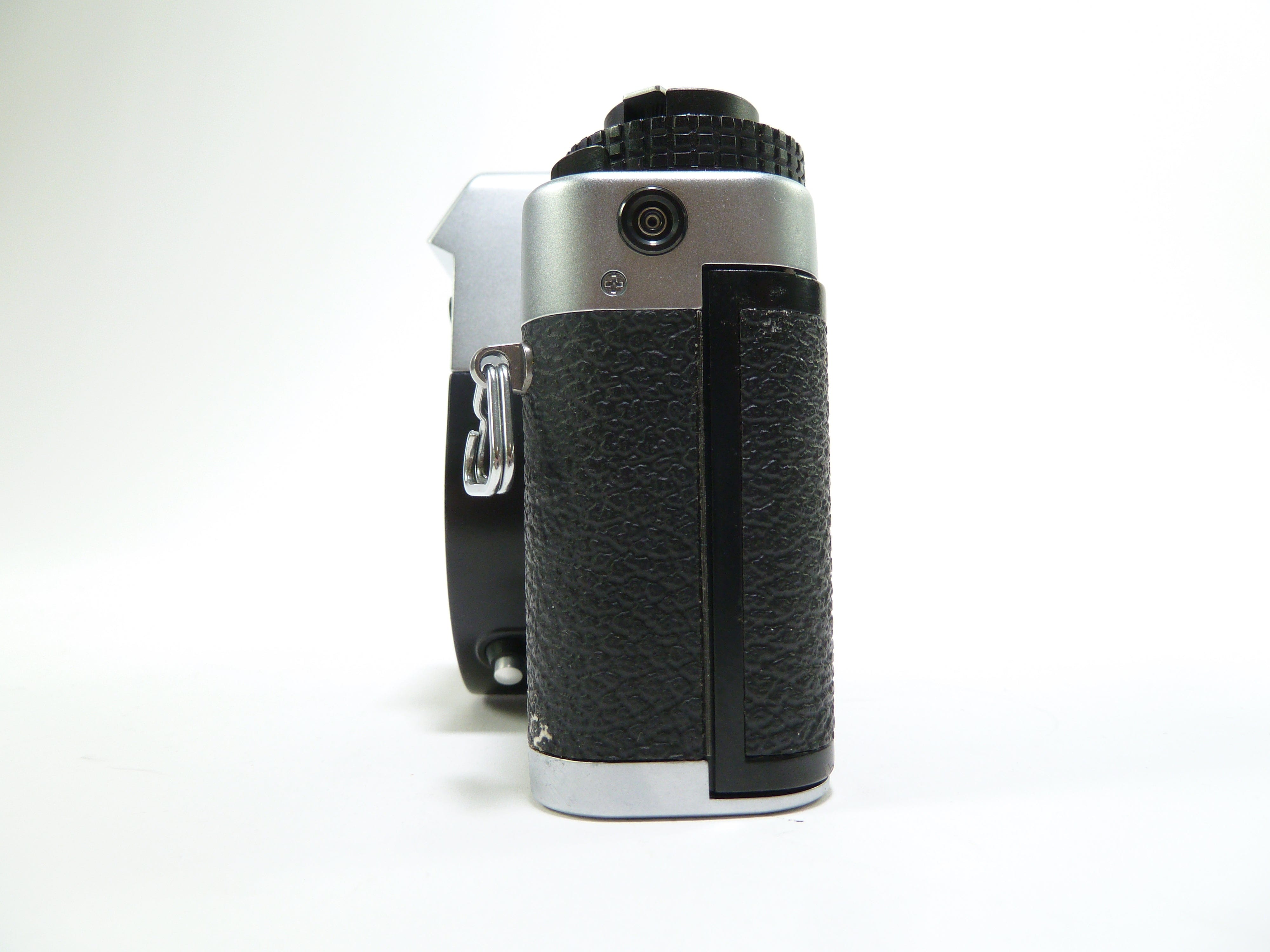Rolleiflex SL35 E SLR 35mm Film Camera w HFT Planar 50mm f/1.8 Rolleiflex SL35 E SLR 35mm Film Camera w HFT Planar 50mm f/1.8