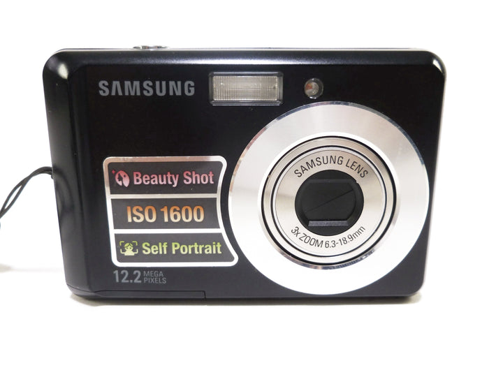 Samsung SL40 12.2mp Point and Shoot Camera Digital Cameras - Digital Point and Shoot Cameras Samsung A2MWC90SA07071M