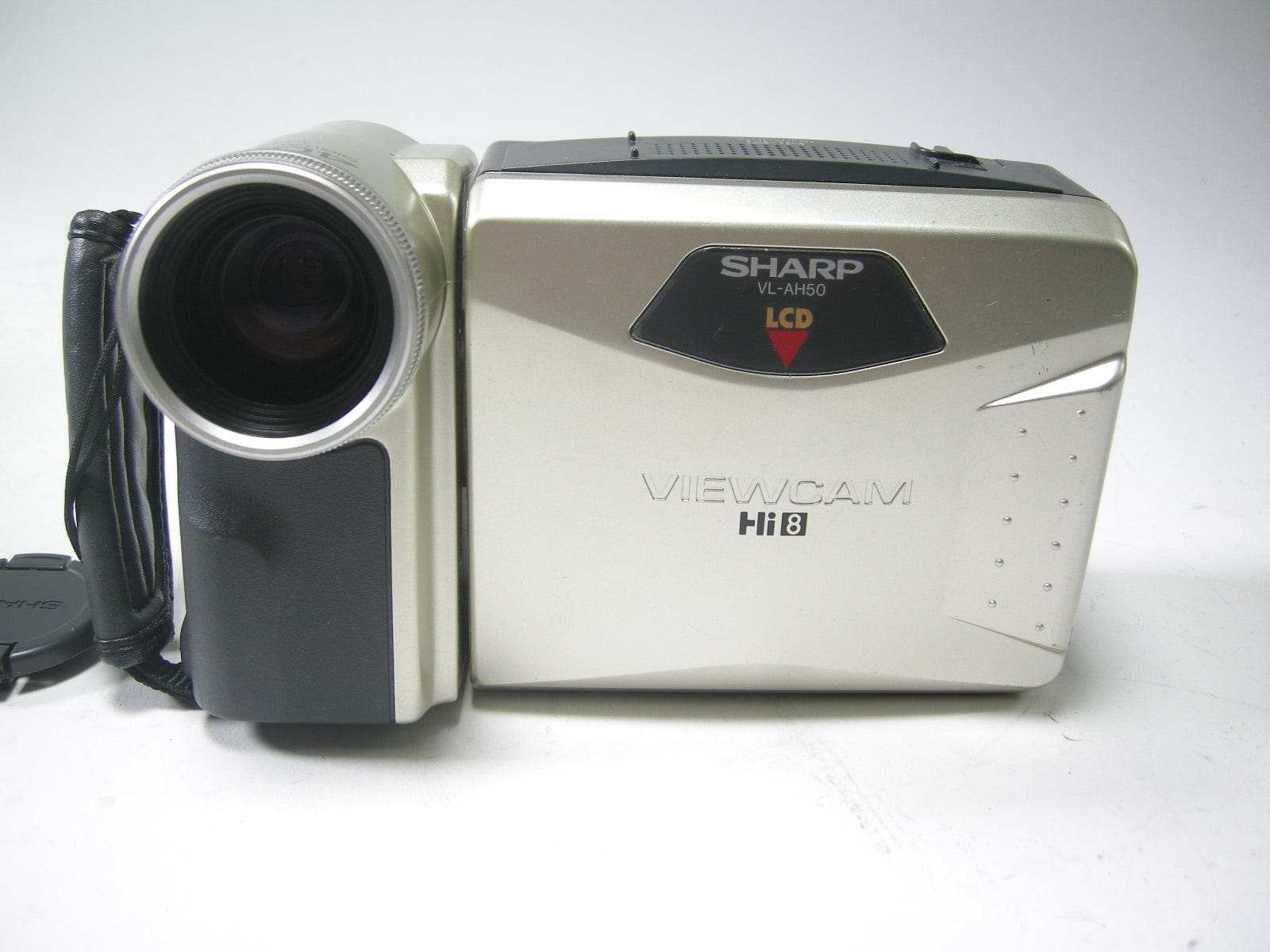 Sharp VL-AH50U Hi8 Camcorder – Camera Exchange
