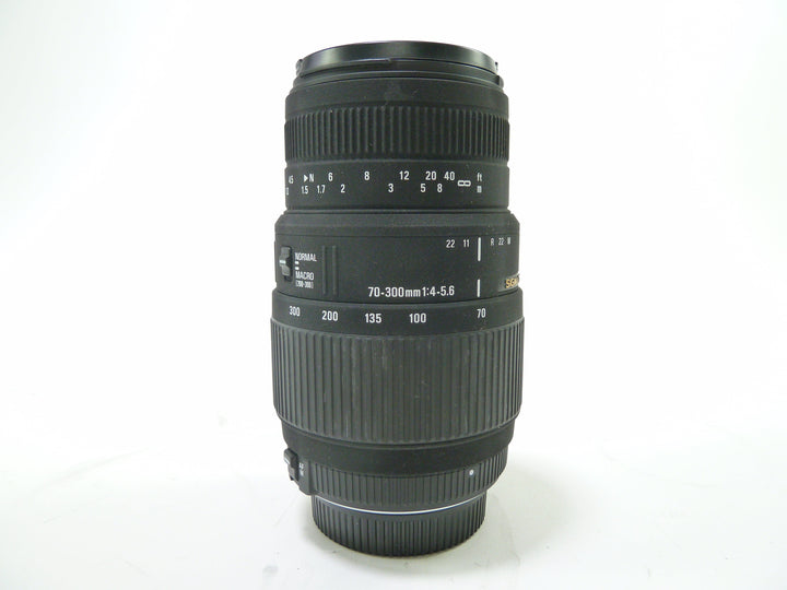Sigma 70-300mm f/4-5.6 DG Lens for Nikon F Lenses - Small Format - Nikon F Mount Lenses Manual Focus Nikon 1058992