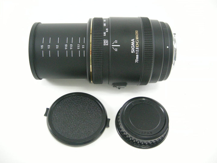 Sigma 70mm F2.8 DG Macro Pentax AF Mount Lenses - Small Format - K AF Mount Lenses Sigma 12525791