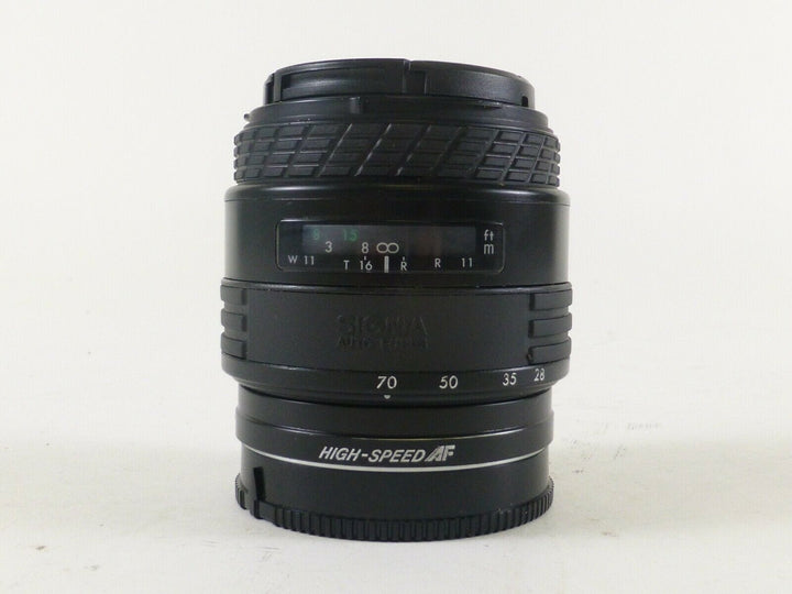 Sigma UC 28-70mm F/3.5-4.5 AF Lens with Manual for Sony/Minolta A mount, in EC. Lenses - Small Format - Sony& - Minolta A Mount Lenses Sigma 2423580