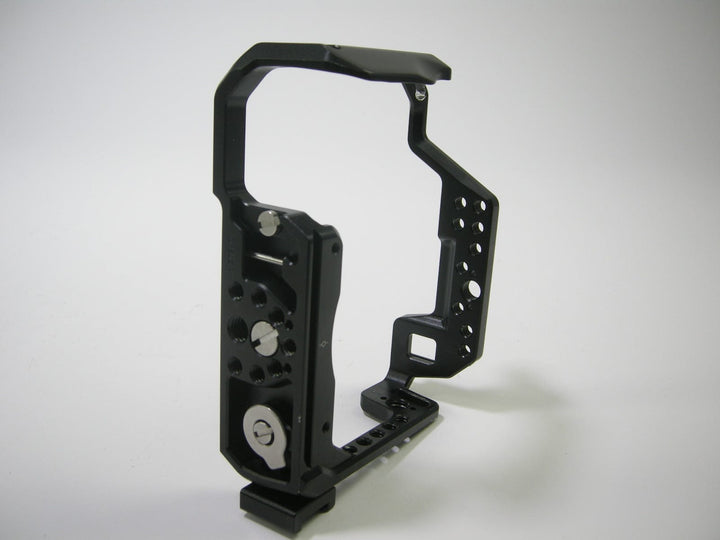 Small Rig Cage for EOS R Cages and Rigs SmallRig 02070235