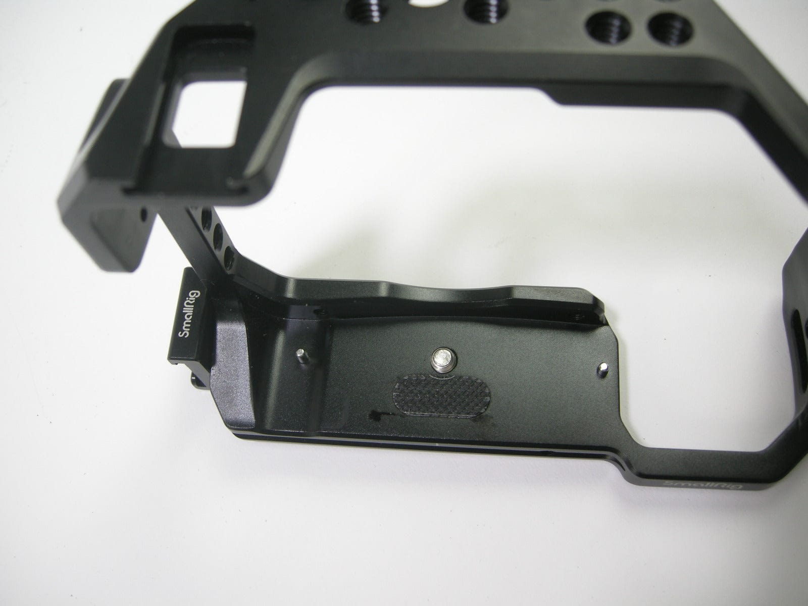 Small Rig Cage for EOS R – Camera Exchange