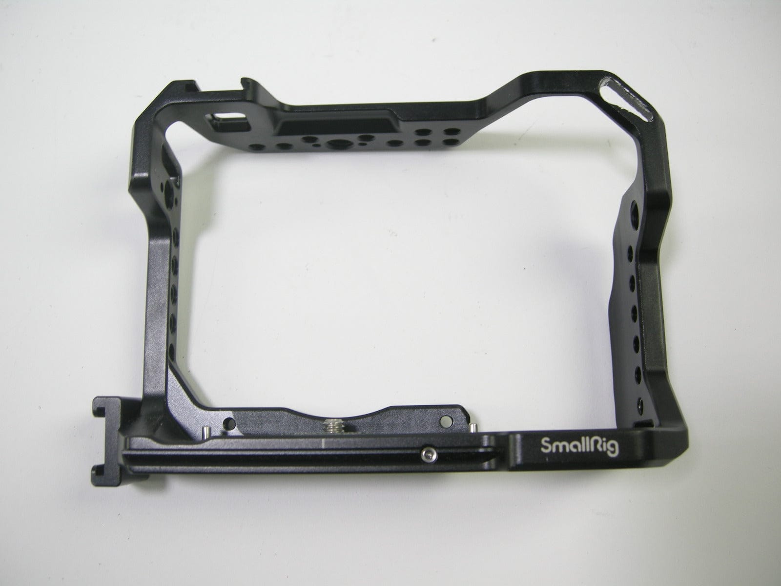 Small Rig Cage for EOS R – Camera Exchange