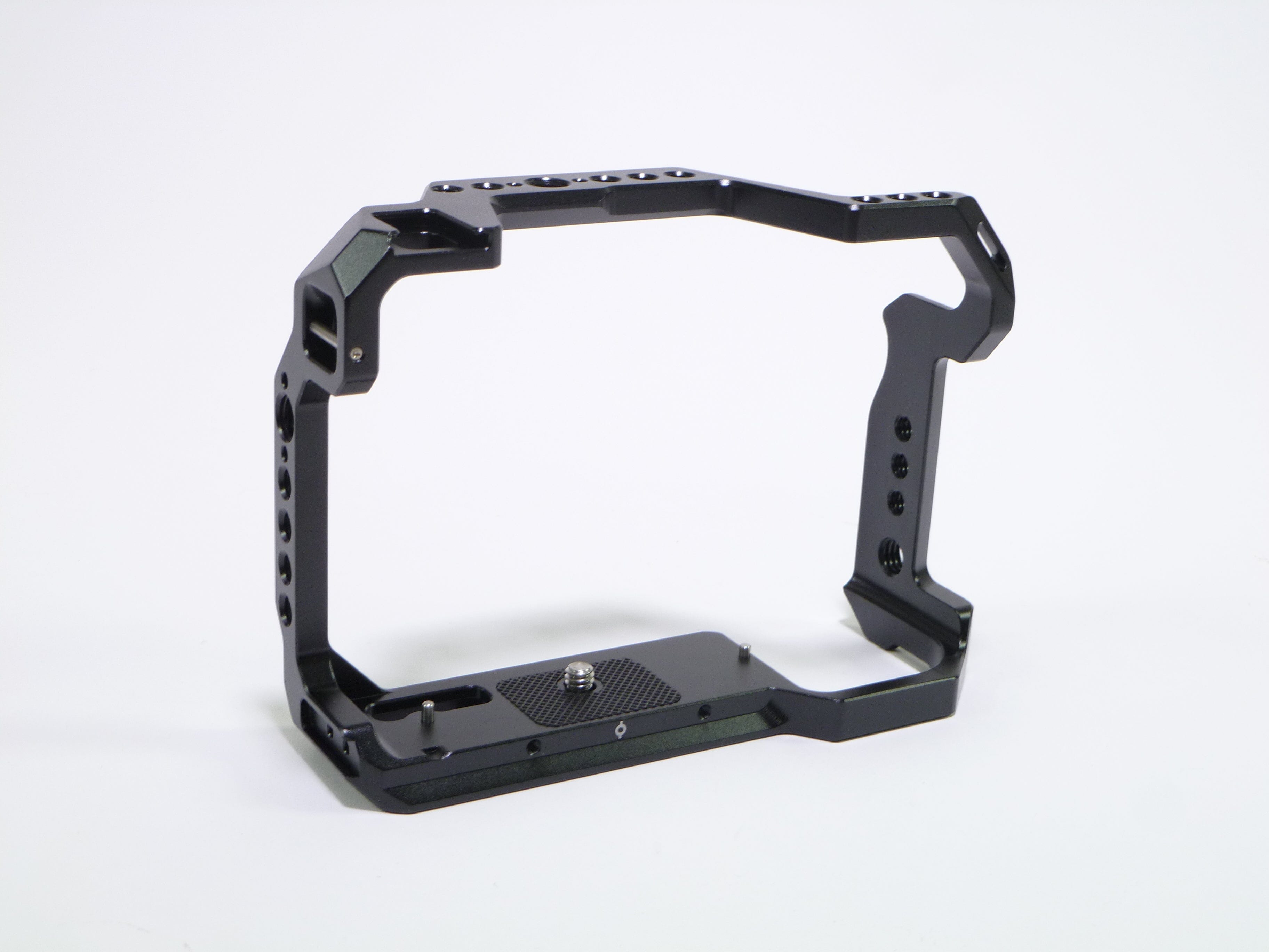 SmallRig Cage Kit for CANON R5/R6 3139 – Camera Exchange