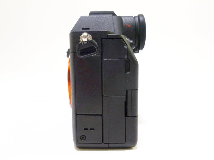 Sony A7 IV Digital Mirrorless Camera Shutter Count - 17,808 Digital Cameras - Digital Mirrorless Cameras Sony 6146897