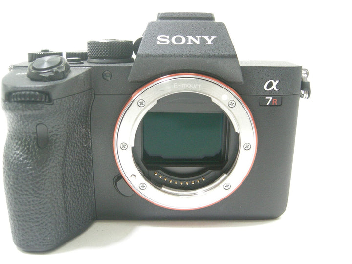 Sony a7R 61.0mp Digital Mirrorless SLR Body Only S/C 12,221 Digital Cameras - Digital Mirrorless Cameras Sony 3376073