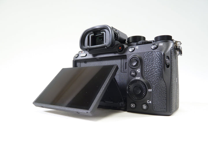 Sony A7R IIIA Shutter count 6826 Digital Cameras - Digital Mirrorless Cameras Sony 6124853