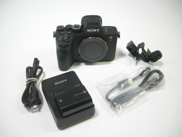 Sony a7R IVa 61.0mp Mirrorless Digital Camera Body only S/C 2,067 Digital Cameras - Digital Mirrorless Cameras Sony 3377748