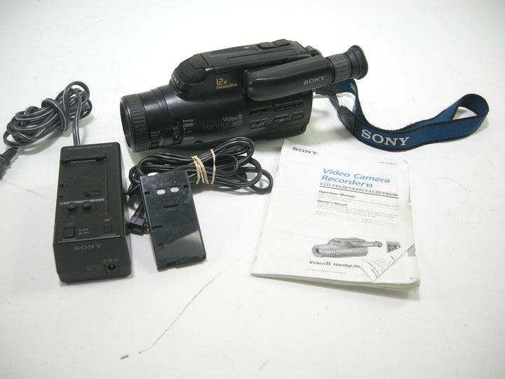 Sony CCD-FX630 Video 8 Handycam camcorder Video Equipment - Camcorders Sony 64109