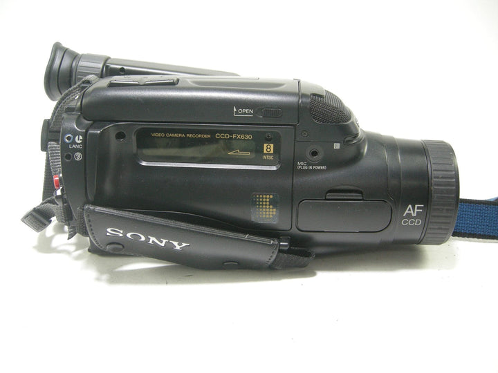 Sony CCD-FX630 Video 8 Handycam camcorder Video Equipment - Camcorders Sony 64109