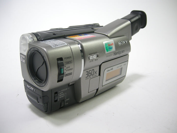Sony CCD-TRV67 Video Hi8 Camcorder Handycam Vision Video Equipment - Camcorders Sony 128116