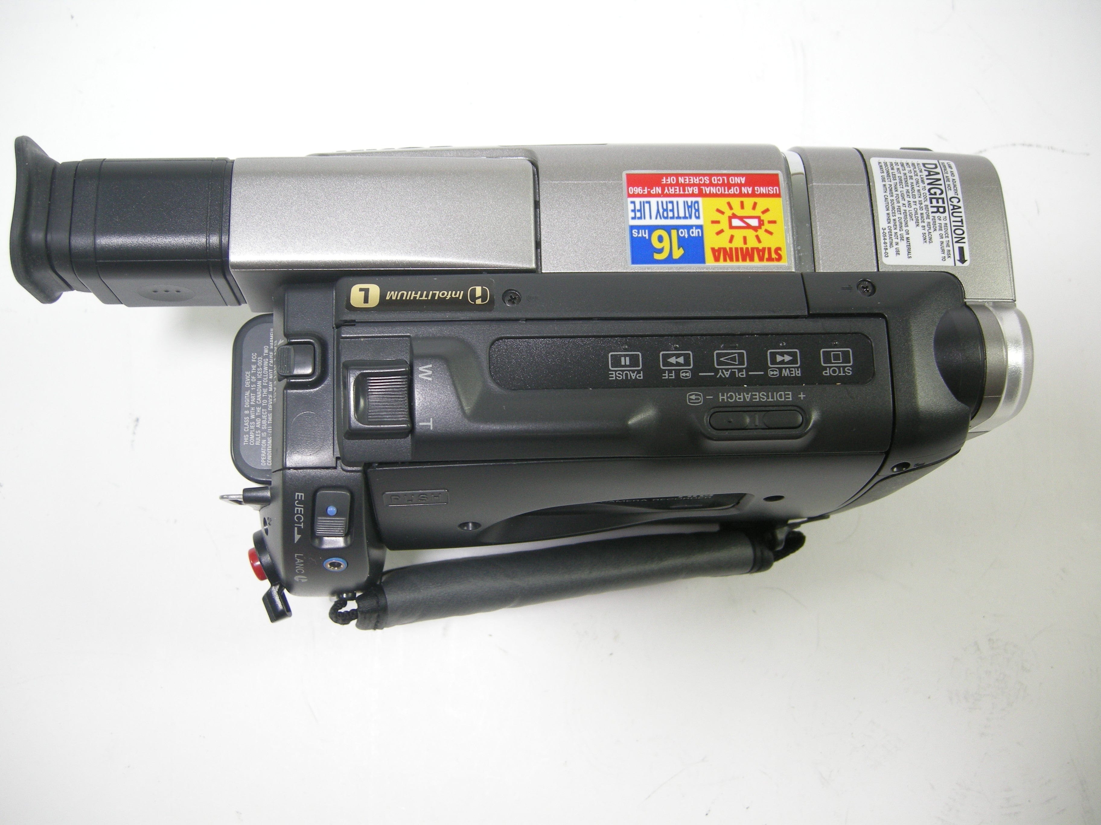 Sony CCD-TRV67 Video Hi8 Camcorder Handycam Vision