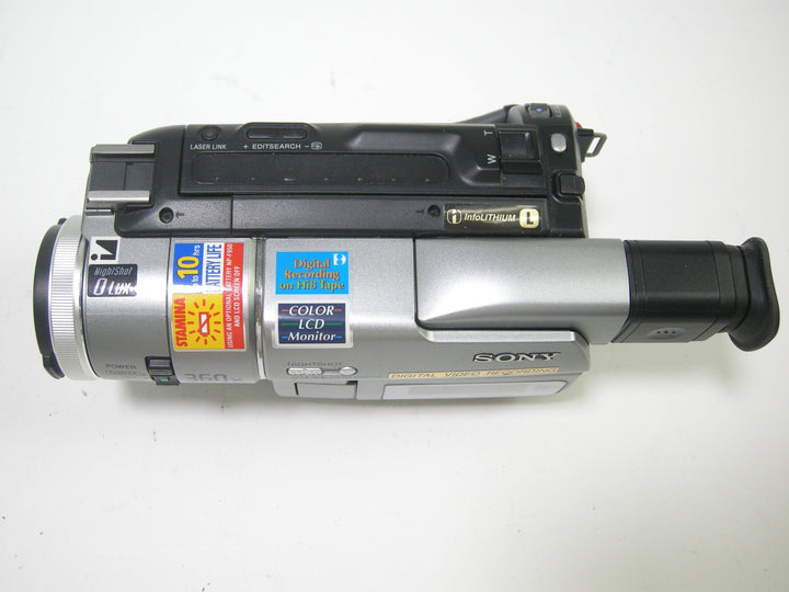 Sony DCR-TRV103 Digital 8 Handycam Camcorder Video Equipment - Camcorders Sony 84880