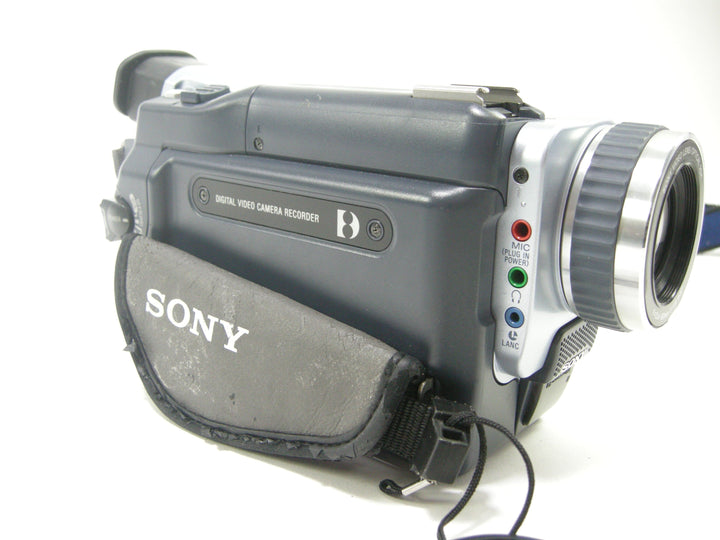 Sony DCRTRV340 Digital Handycam Camera Exchange
