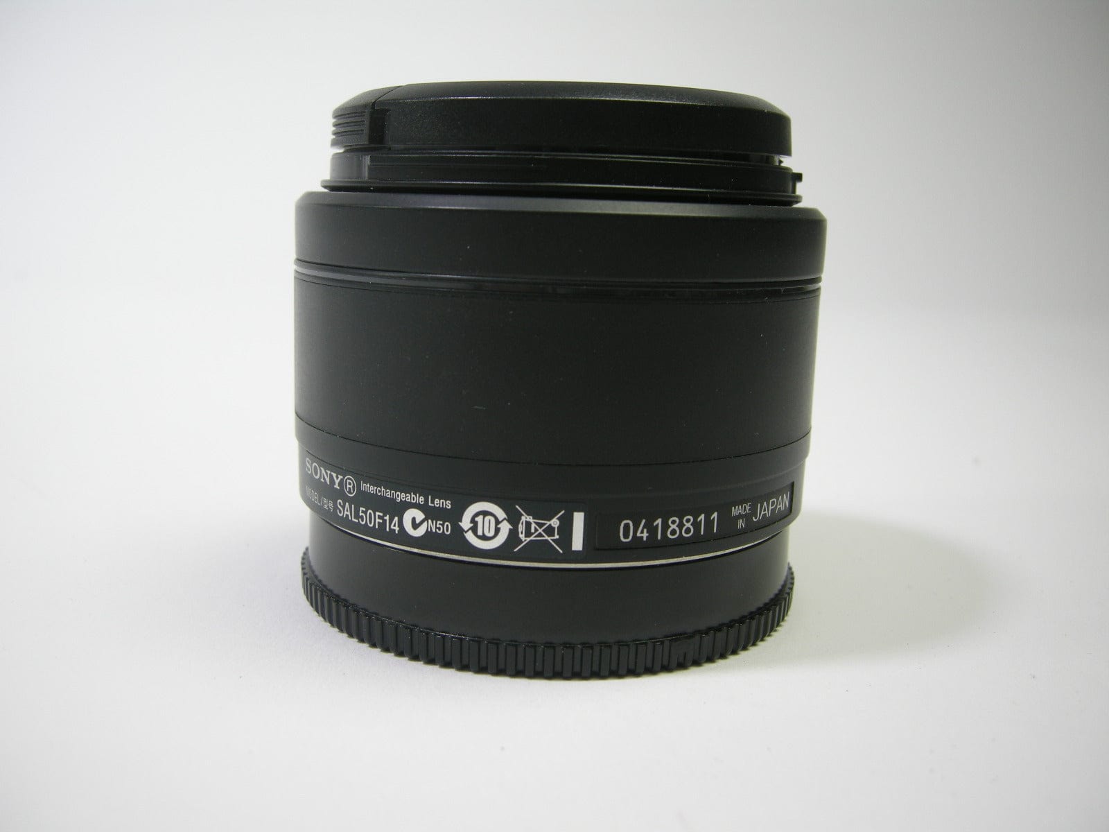 Sony DT 50mm f1.4 SAL50F14 A Mt. lens