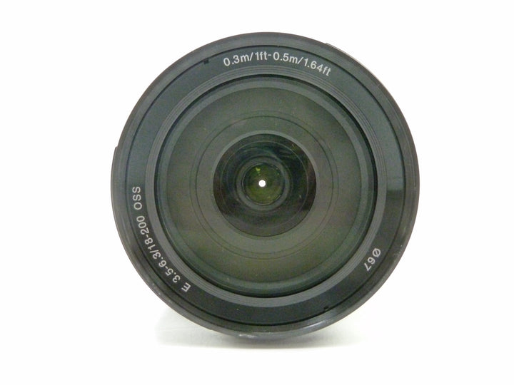 Sony E 18-200mm f/3.5-6.3 OSS Lens Lenses - Small Format - Sony E and FE Mount Lenses Sony 1960774