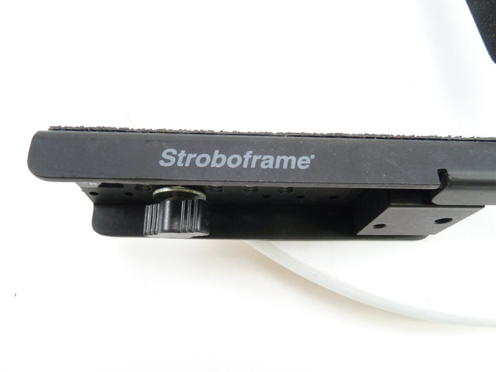Stroboframe Camera and Flip Flash Bracket in Excellent Condition Flash Units and Accessories - Flash Accessories Stroboframe 1122147