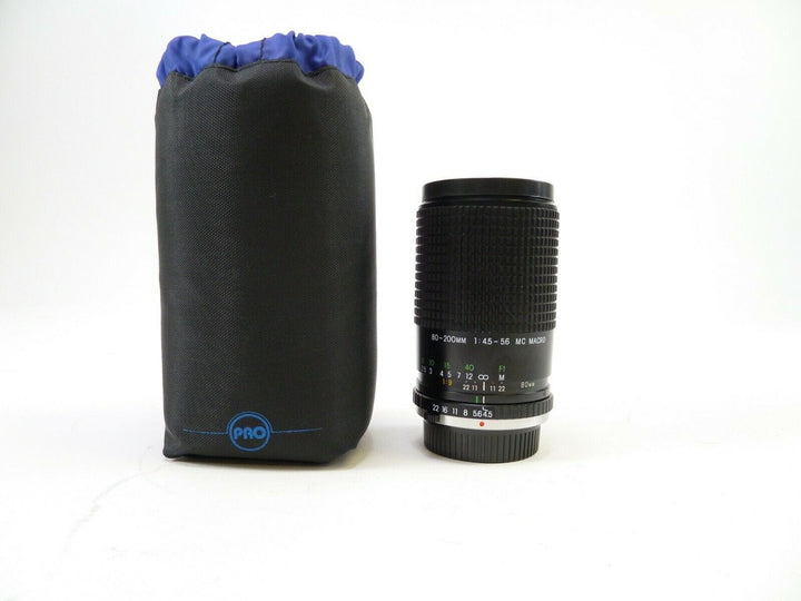 Super Cosina 80-200mm F/4.5-5.6 MC Macro Lens in Case with Caps and in EC. Lenses - Small Format - Olympus OM MF Mount Lenses Cosina OM93613463C