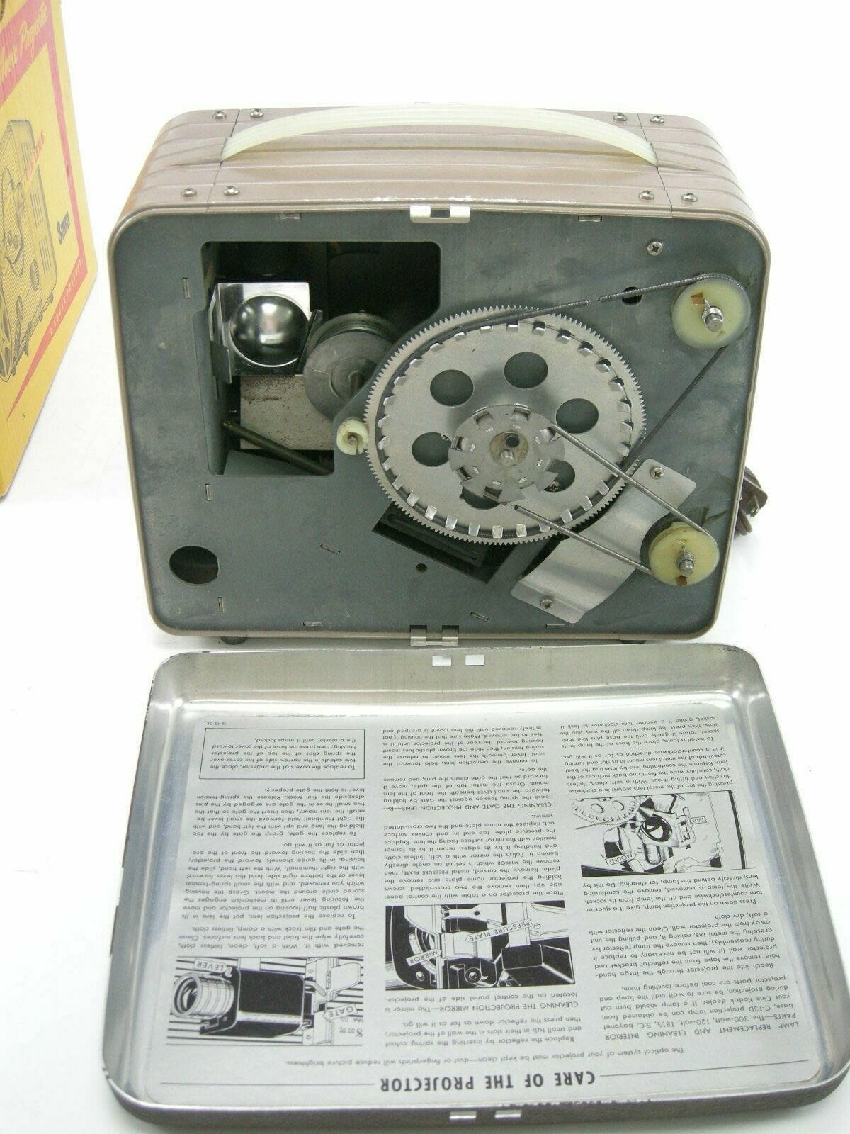 ヴィンテージBrownie Movie Projector 8mm 本体 VINTAGE 