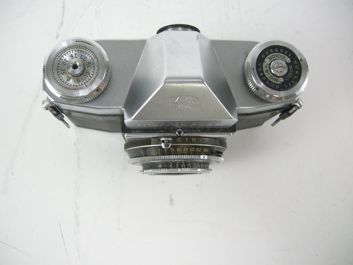 Vintage Contaflex 35mm film camera (Parts) 35mm Film Cameras - 35mm Rangefinder or Viewfinder Camera Contaflex F96171