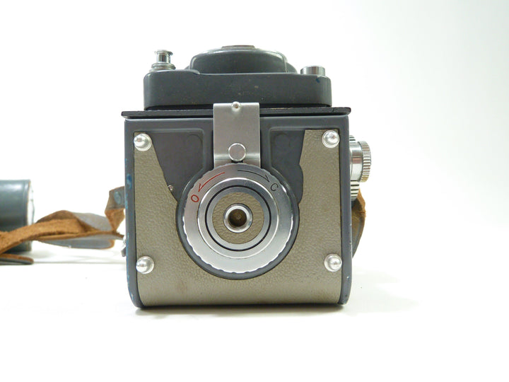 Yashica 44 TLR 4x4 Film Camera w 60mm f/3.5 Lens Medium Format Equipment - Medium Format Cameras - Medium Format TLR Cameras Yashica 3890384