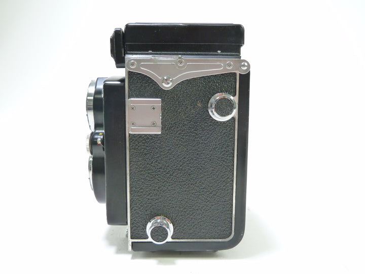 Yashica - D TLR 6x6 Film Camera w/80mm f/3.5 Lens Medium Format Equipment - Medium Format Cameras - Medium Format TLR Cameras Yashica D1070522