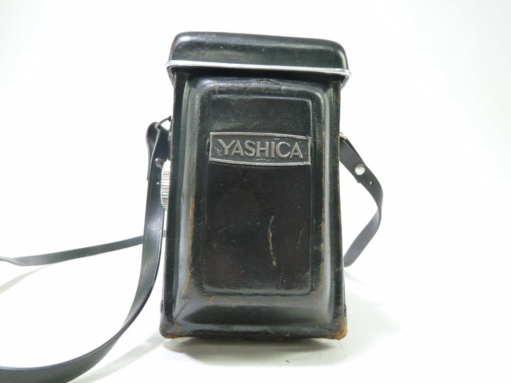 Yashica - D TLR 6x6 Film Camera w/ 80mm f/3.5 Lens Medium Format Equipment - Medium Format Cameras - Medium Format TLR Cameras Yashica D8041382