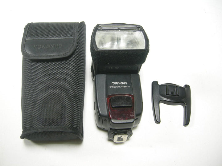 YongNuo YN560II speedlite w/case Flash Units and Accessories - Shoe Mount Flash Units YongNuo 54350032